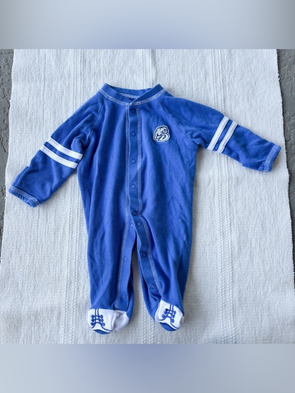 Drake University Bulldogs baby onesie 0-3 months